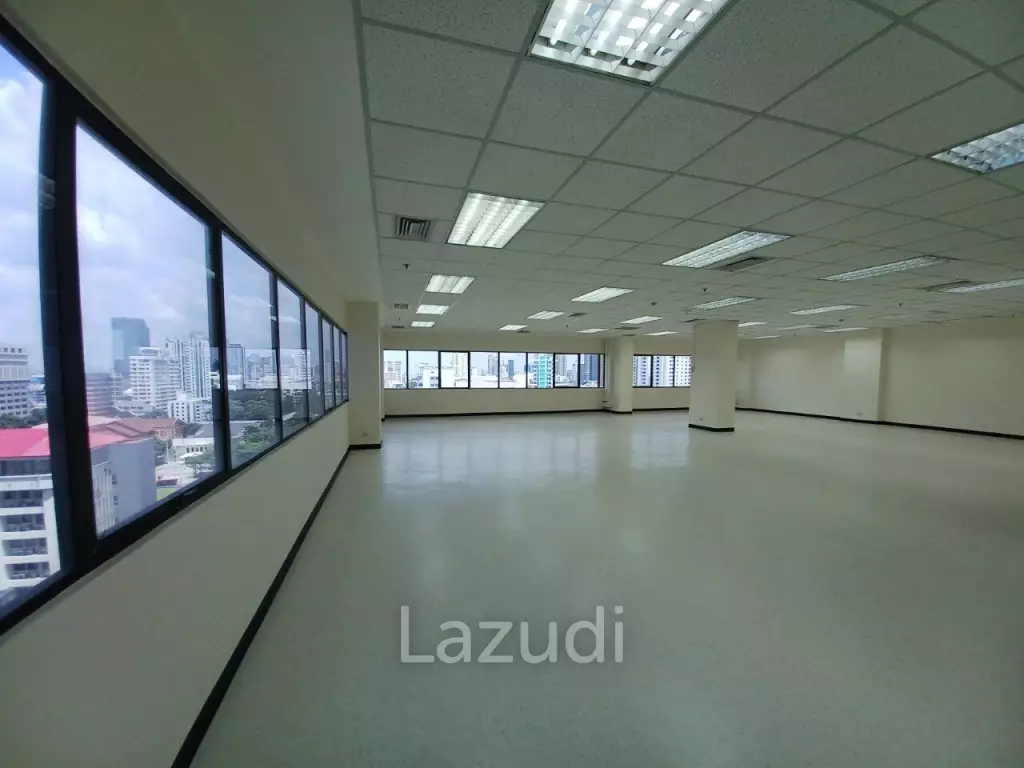 Office space for rent at B.B. Building 192 Sqm