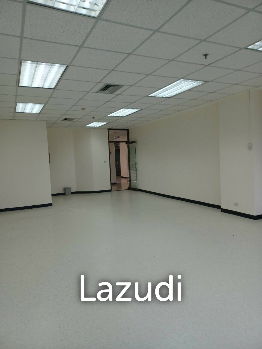 Office space for rent at B.B. Building 64 Sqm