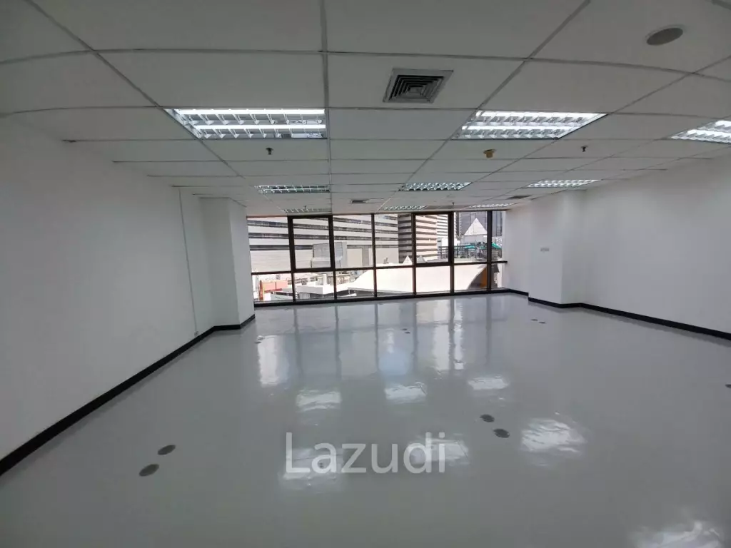 Office space for rent at Sino-Thai Tower unit 7A  size 77 Sqm