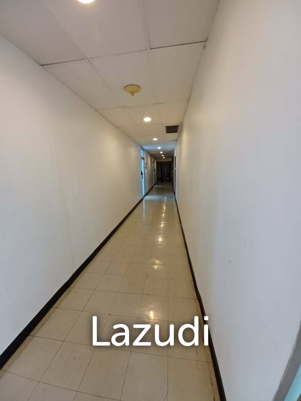 Office space for rent at Sino-Thai Tower unit 7A  size 77 Sqm
