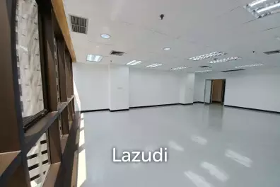 Office space for rent at Sino-Thai Tower unit 7D  size 67 Sqm
