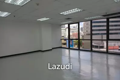 Office space for rent at Sino-Thai Tower unit 8C  size 78 Sqm
