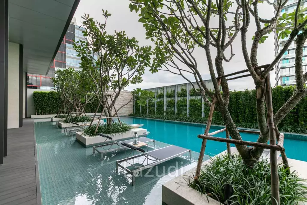 2 Bed 2 Bath 111 SQ.M Tela Thonglor