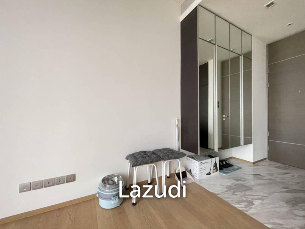 57 Sqm 1 Bed Saladaeng One For sale