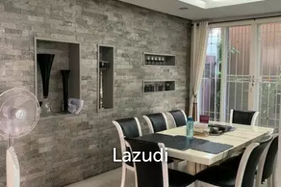 4 Beds 400 Sqm Detached House in Ratchada For Sale