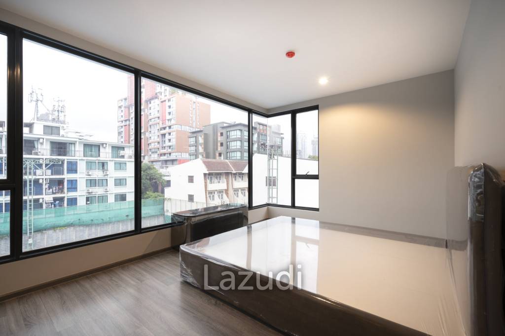 2 Bed 2 Bath 52.05SQM Ideo Mobi Sukhumvit 40