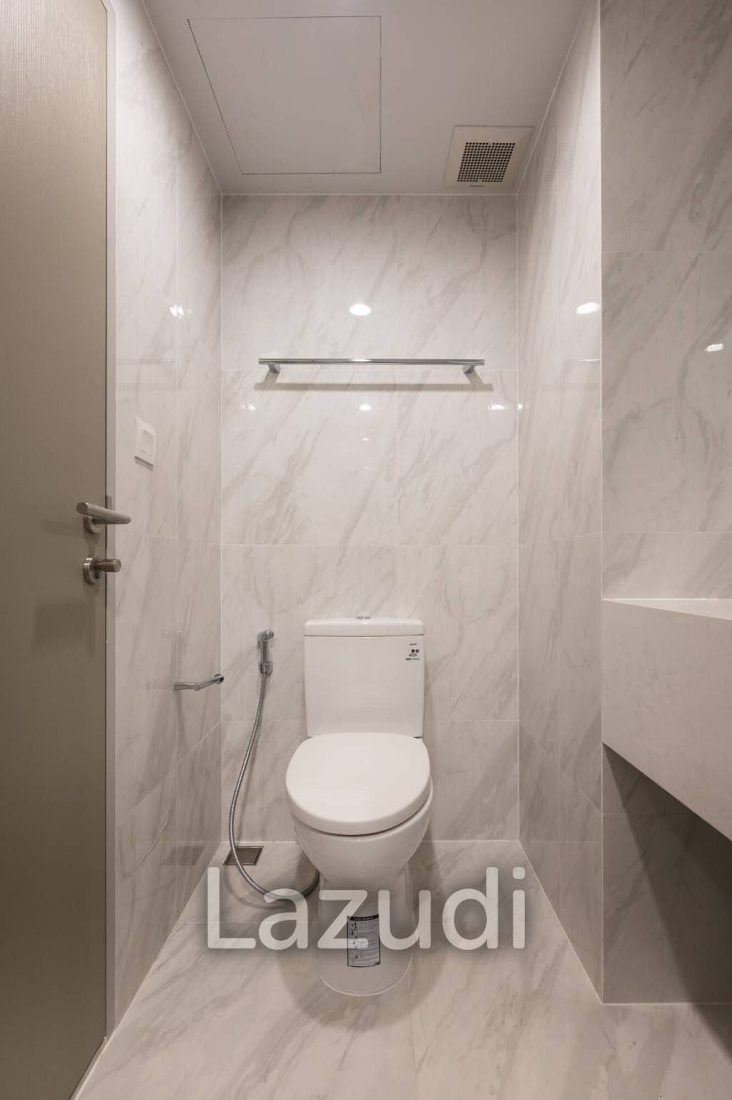 2 Bed 2 Bath 52.05SQM Ideo Mobi Sukhumvit 40