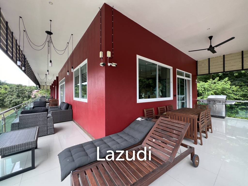 All new Deluxe High Tech Villa