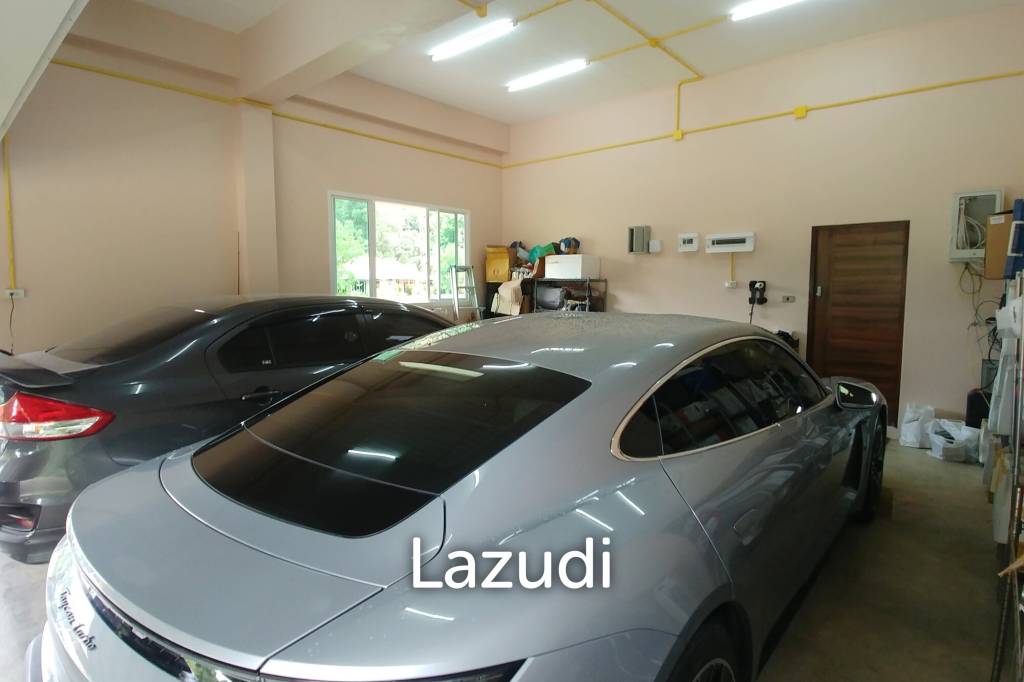 All new Deluxe High Tech Villa