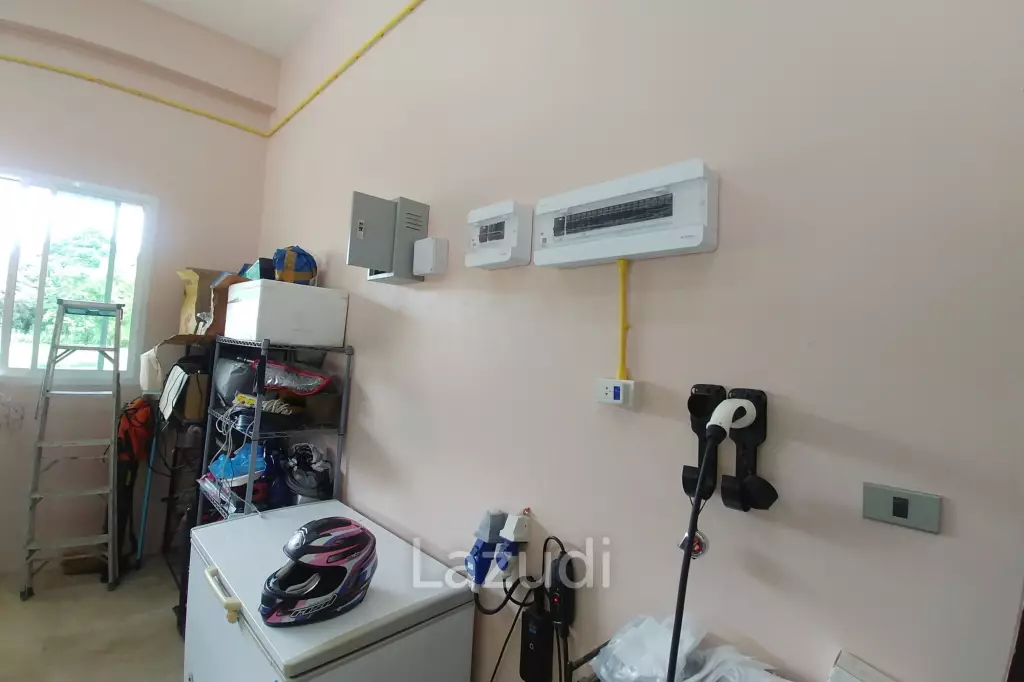 All new Deluxe High Tech Villa