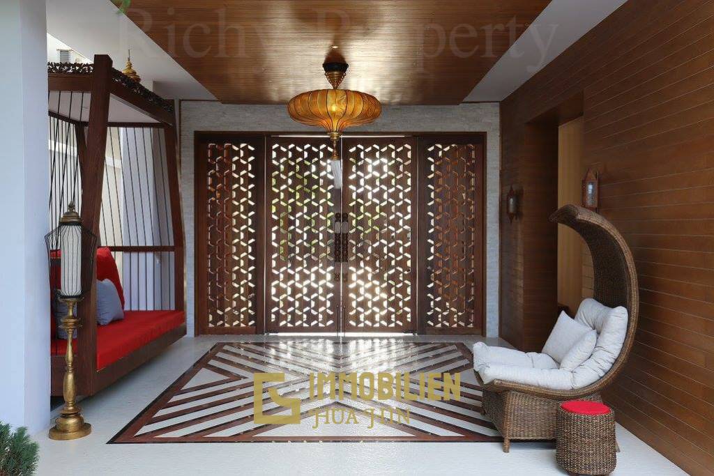 Luxury Pool Villa Beachfront  Hua Hin Cha-am for sale near Dusit Resort Hotel