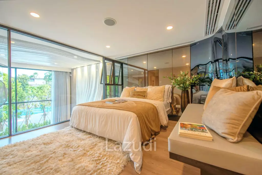 39 sqm duplex-style condo Knightsbridge Space Sukhumvit - Rama 4 Phra Khanong