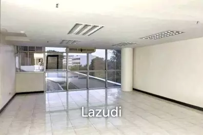193 Sqm Office Space at Richmond Office building For Rent and Sale