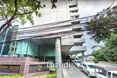 193 Sqm Office Space at Richmond Office building For Rent and Sale