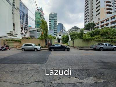 Spacious land for rent in Sukhumvit 33, AAA location, suitable  for any business activities