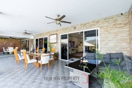 Maqnificent 6 Bedroom Villa overlooking Palm Hills Golf Course : RENTED UNTIL JAN 2024
