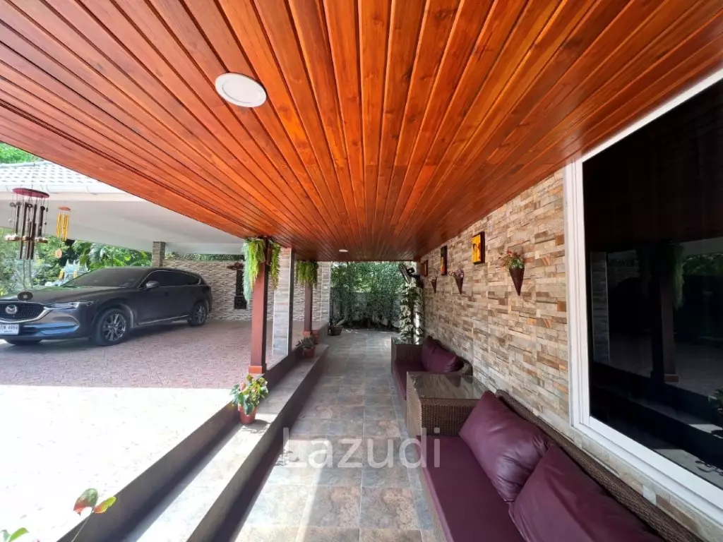 Maqnificent 6 Bedroom Villa overlooking Palm Hills Golf Course : RENTED UNTIL JAN 2024