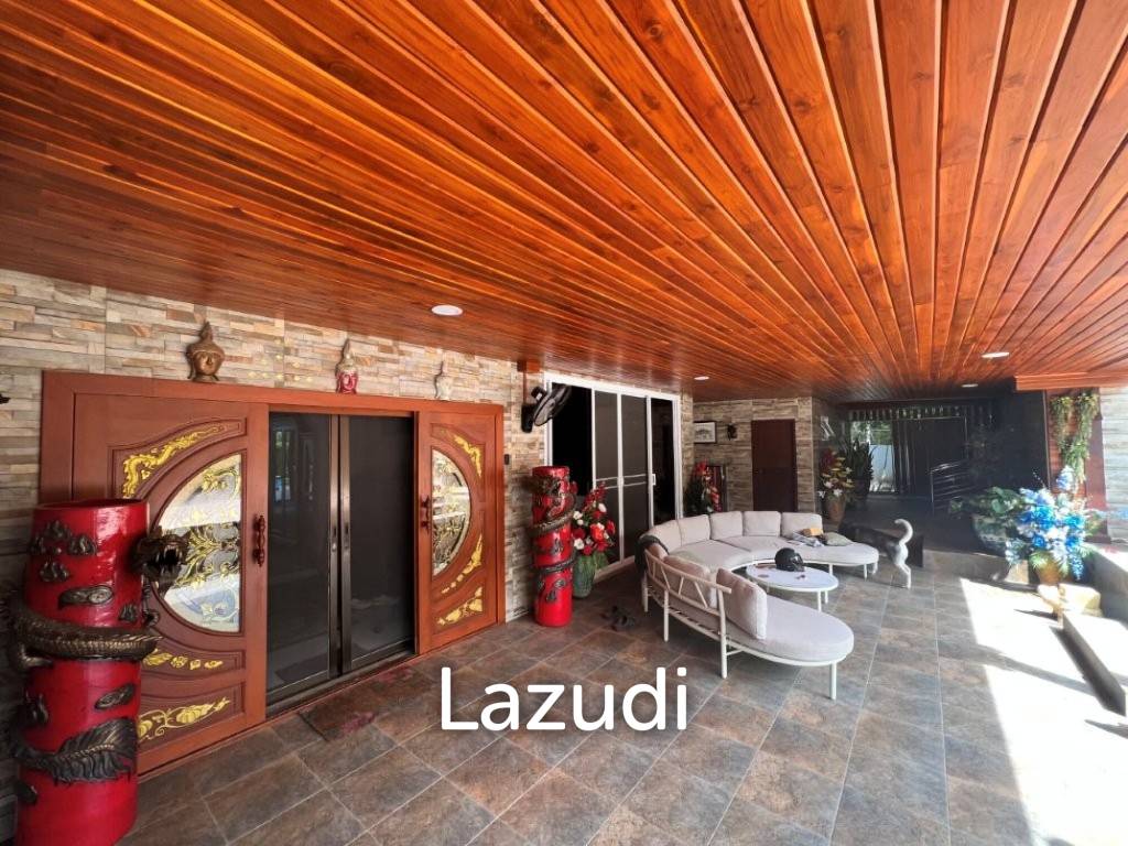 Maqnificent 6 Bedroom Villa overlooking Palm Hills Golf Course : RENTED UNTIL JAN 2024