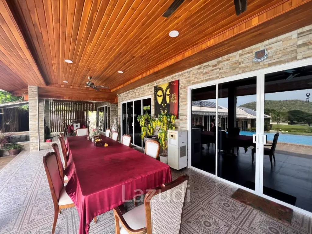 Maqnificent 6 Bedroom Villa overlooking Palm Hills Golf Course : RENTED UNTIL JAN 2024