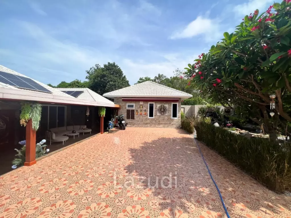 Maqnificent 6 Bedroom Villa overlooking Palm Hills Golf Course : RENTED UNTIL JAN 2024