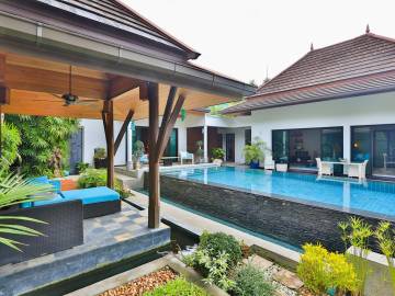 3 bedroom pool villa in Bangtao Phuket