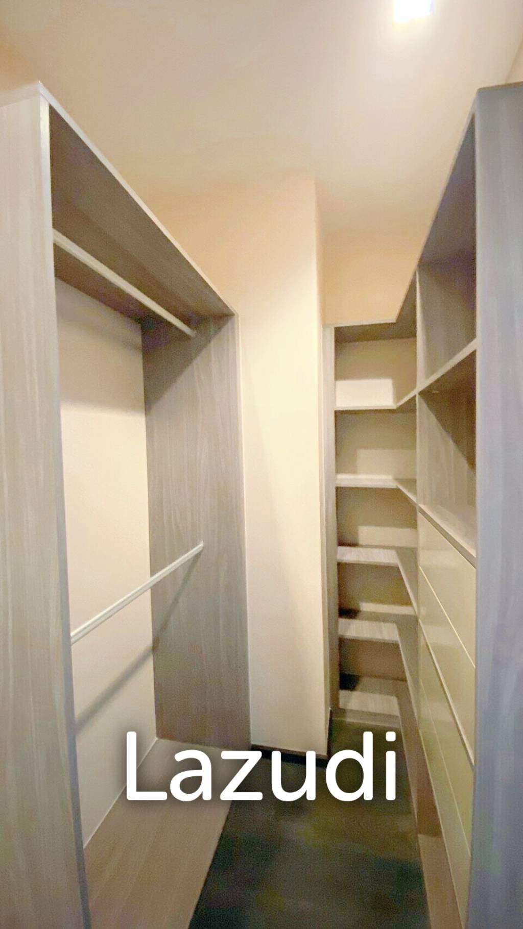 2 Bed 2 Bath 62 SQ.M Edge Sukhumvit 23