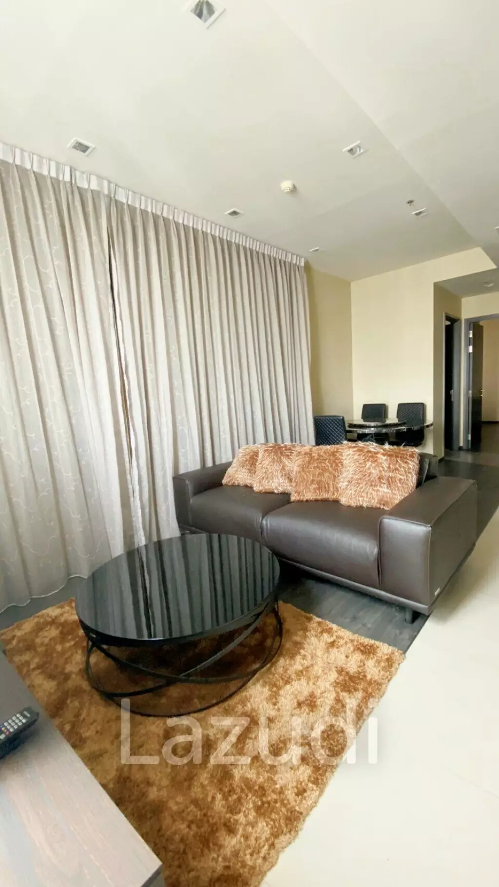 2 Bed 2 Bath 62 SQ.M Edge Sukhumvit 23