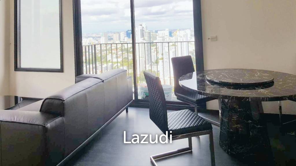 2 Bed 2 Bath 62 SQ.M Edge Sukhumvit 23