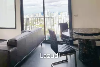 2 Bed 2 Bath 62 SQ.M Edge Sukhumvit 23