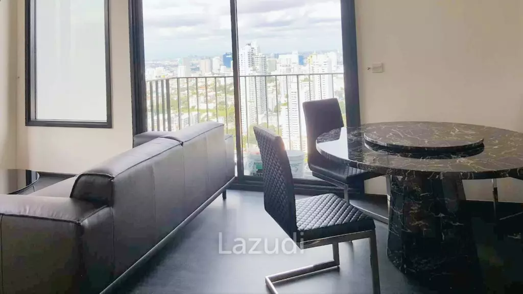 2 Bed 2 Bath 62 SQ.M Edge Sukhumvit 23
