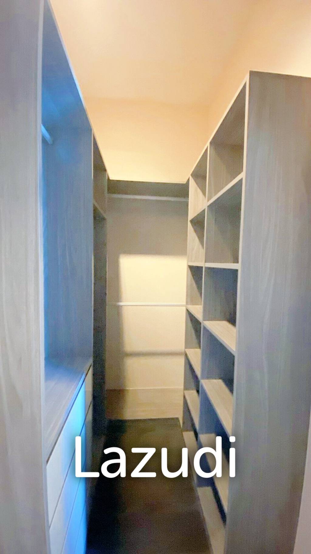 2 Bed 2 Bath 62 SQ.M Edge Sukhumvit 23