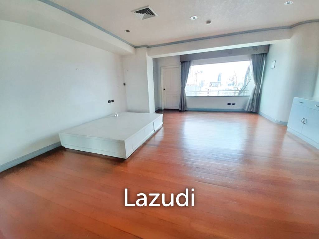 5 Bed 5 Bath 599 SQ.M Le Raffine Sukhumvit 24