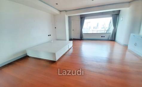 5 Bed 5 Bath 599 SQ.M Le Raffine Sukhumvit 24