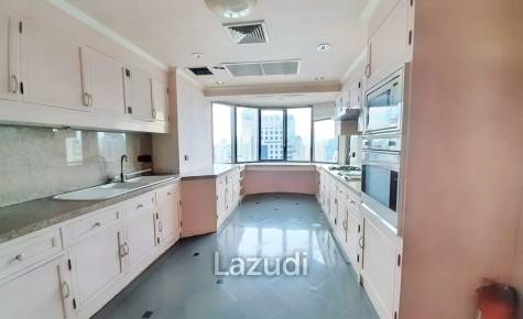 5 Bed 5 Bath 599 SQ.M Le Raffine Sukhumvit 24