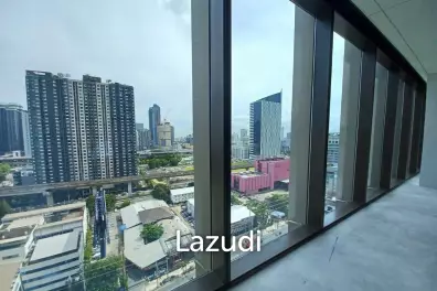 Ultra Luxury Office Space at Singha Complex in Bang Kapi, Bangkok