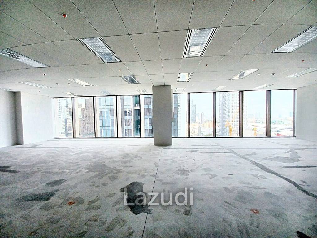 Ultra Luxury Office for Rent in Singha Complex Bangkok