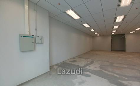 Ultra Luxury Office Space in Singha Complex Bangkok