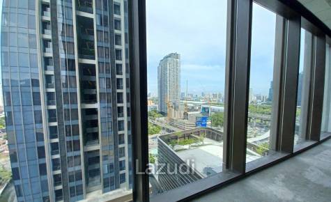 Ultra Luxury Office Space in Singha Complex Bangkok