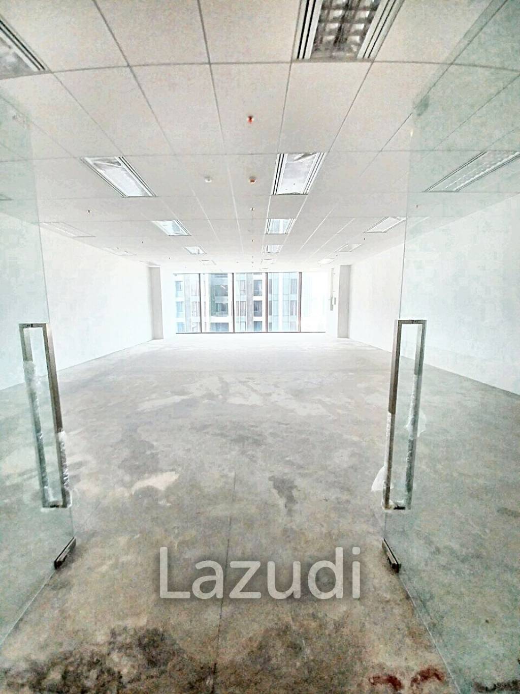 Ultra Luxury Office Space in Singha Complex Bangkok