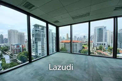 Spacious Ultra Luxury Office for Rent at Singha Complex Bangkok