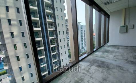 Office space for rent at Singha Complex unit 1708  size 130.46 sqm