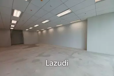 Ultra Luxury Leasehold Office in Singha Complex, Bangkok