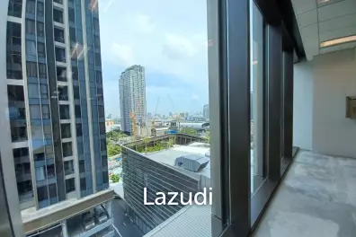 Ultra Luxury Leasehold Office in Singha Complex, Bangkok