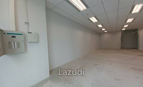 Ultra Luxury Leasehold Office in Singha Complex, Bangkok