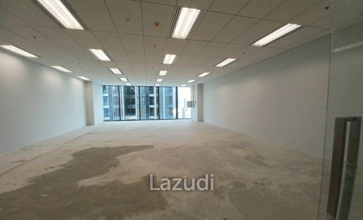 Ultra Luxury Leasehold Office in Singha Complex, Bangkok