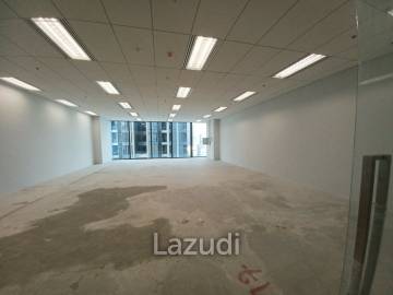 Ultra Luxury Leasehold Office in Singha Complex, Bangkok