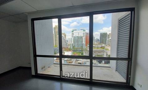 Office space for rent at Prime Building unit 15C size 135 sqm