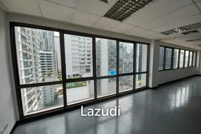 Office space for rent at Prime Building unit 15C size 135 sqm