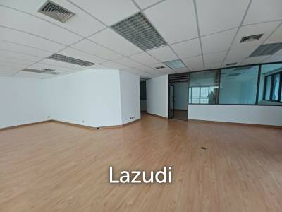 Office space for rent at Prime Building unit 11A size 130 sqm