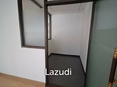 Office space for rent at Prime Building unit 11A size 130 sqm